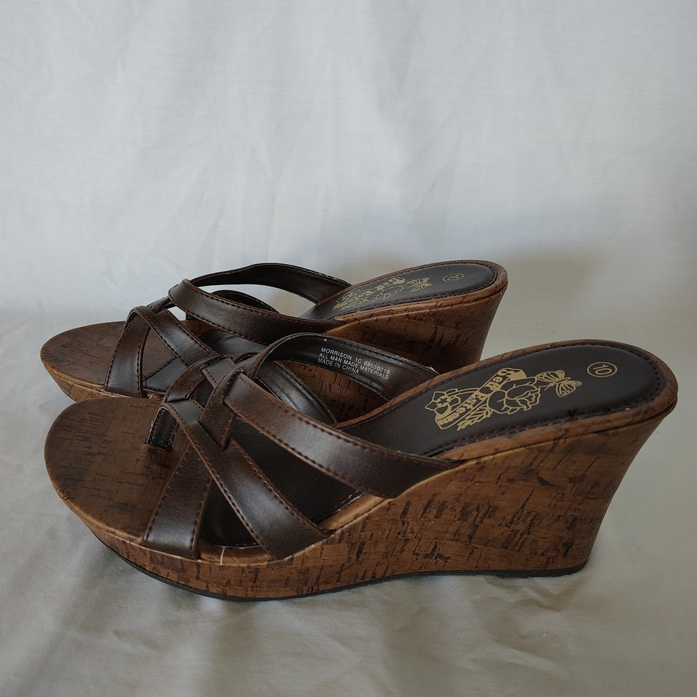 Self Esteem Brown Sandals Comfortable Thong Style - Picture 4 of 8